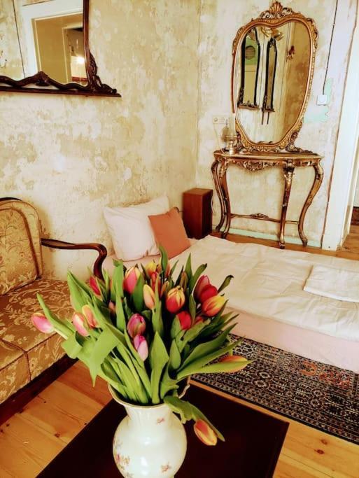 Schoeneberg Holiday Flat & Art Gallery Berlin Bagian luar foto
