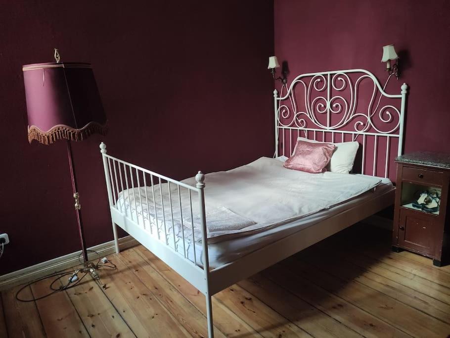 Schoeneberg Holiday Flat & Art Gallery Berlin Bagian luar foto
