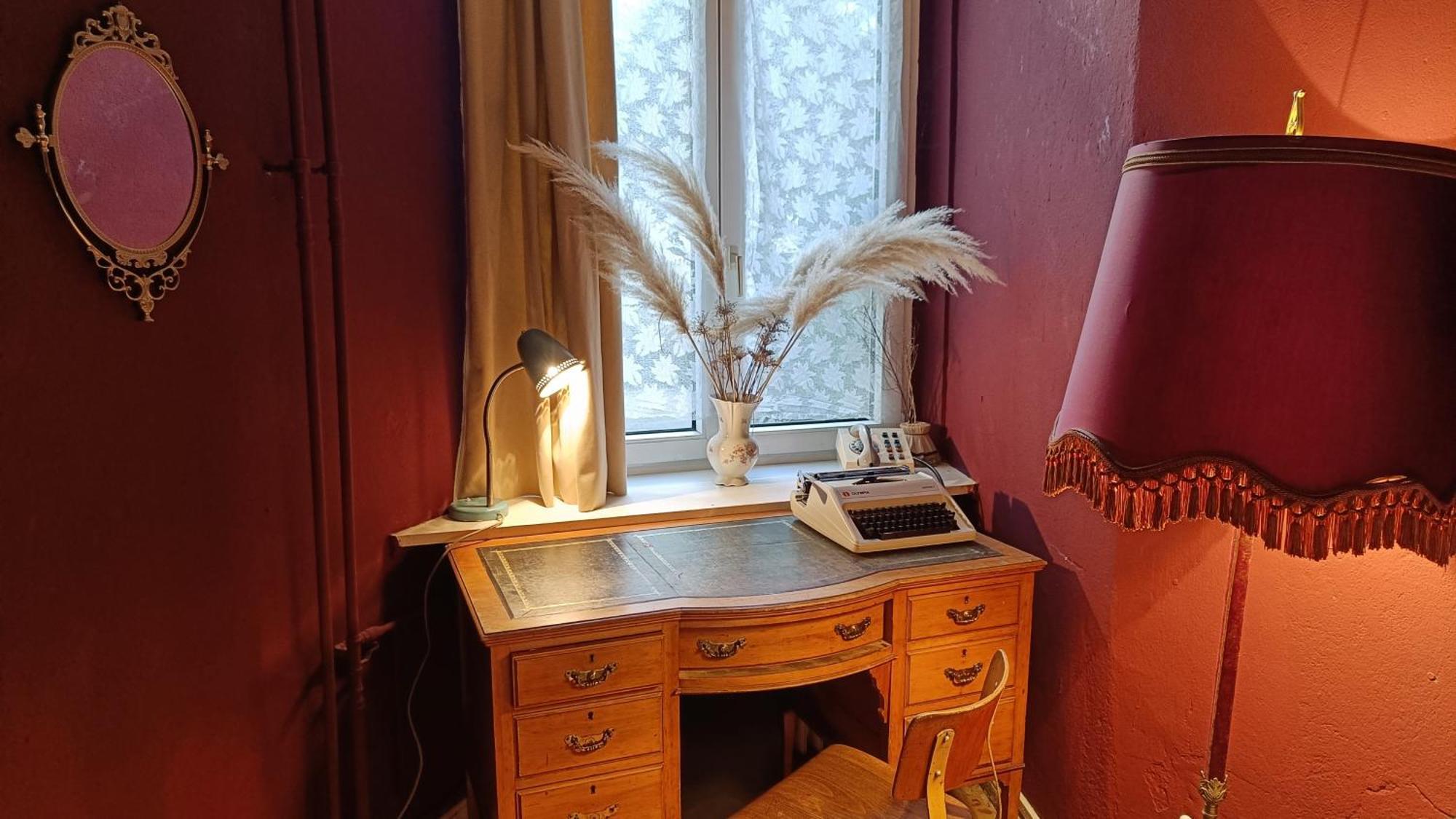 Schoeneberg Holiday Flat & Art Gallery Berlin Bagian luar foto